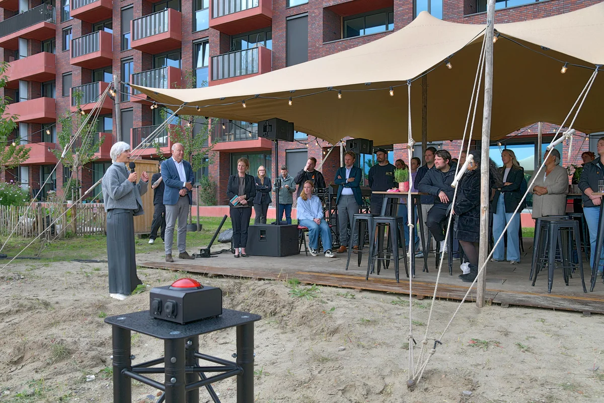 Feestelijke opening van Club Hero en De Chester brengt bewoners samen